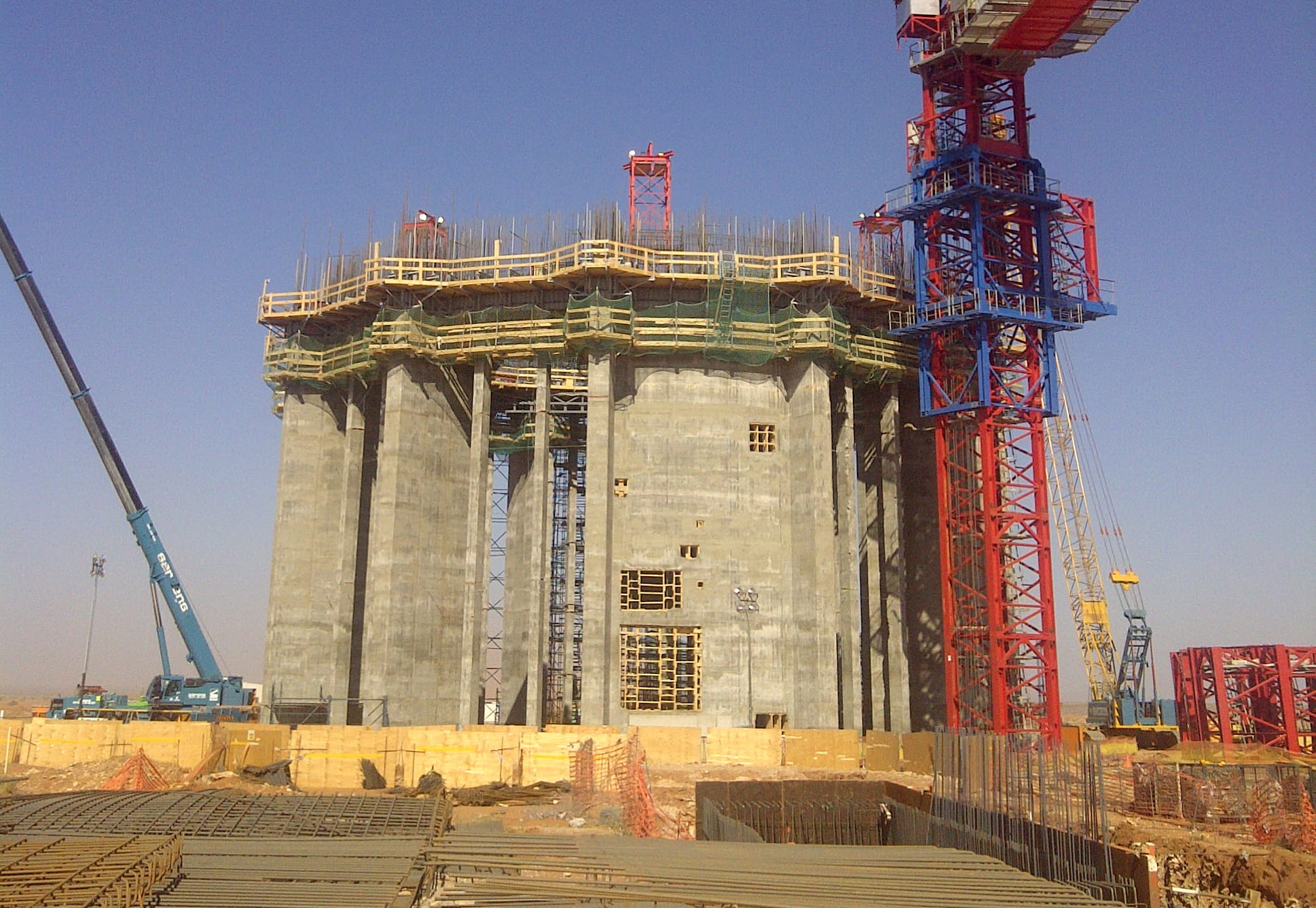 Khi Solar one tower