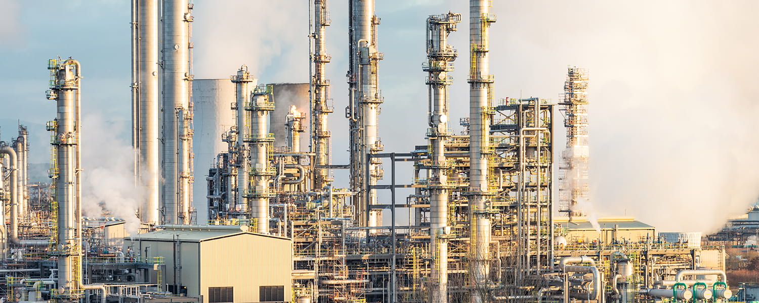 Oil refinery plant